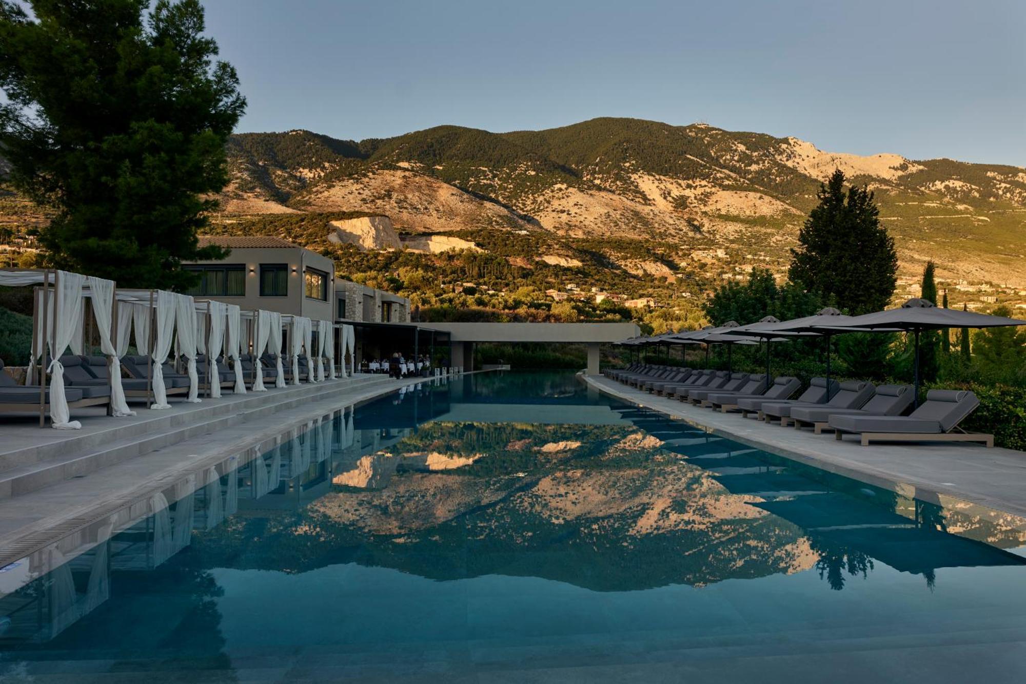 Celestial All Suites Afrato Kültér fotó