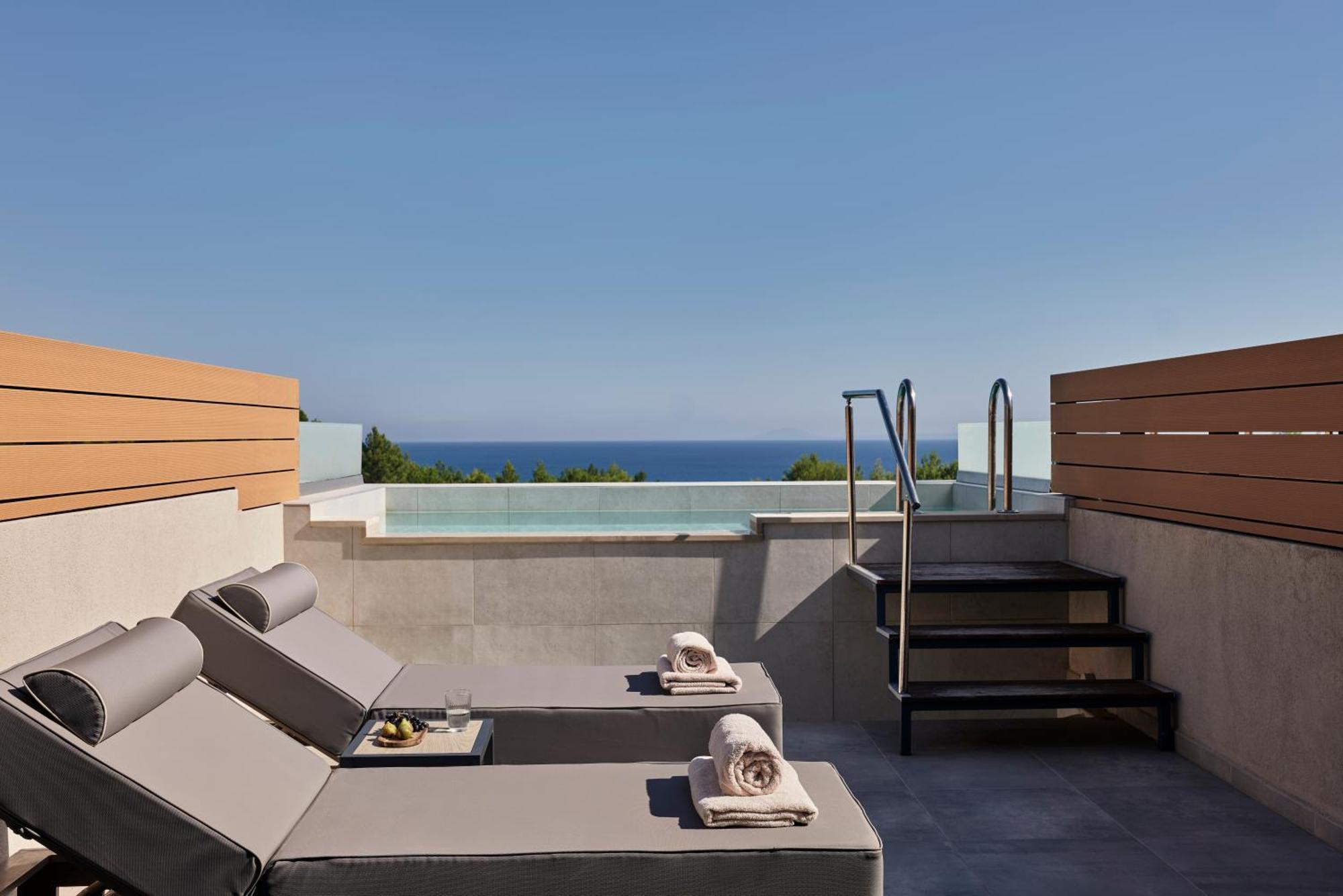 Celestial All Suites Afrato Szoba fotó